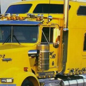 Meet your Posher, Hb  custom trailers